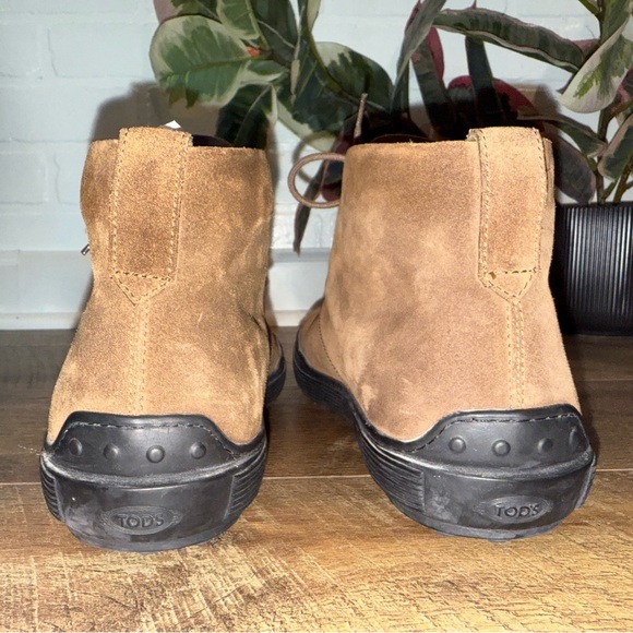 Tod's Polacco Lace Up Suede Chukka Boots Made in Italy - Picture 9 of 16